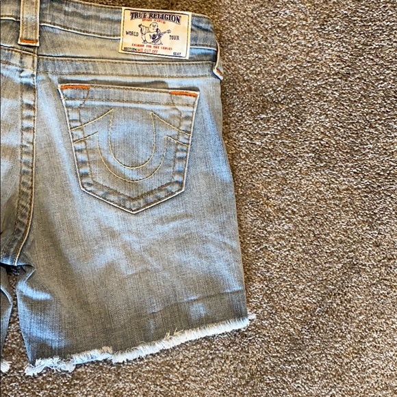 True Religion Shorts for “Women Mid Cut Off” - Picture 4 of 6